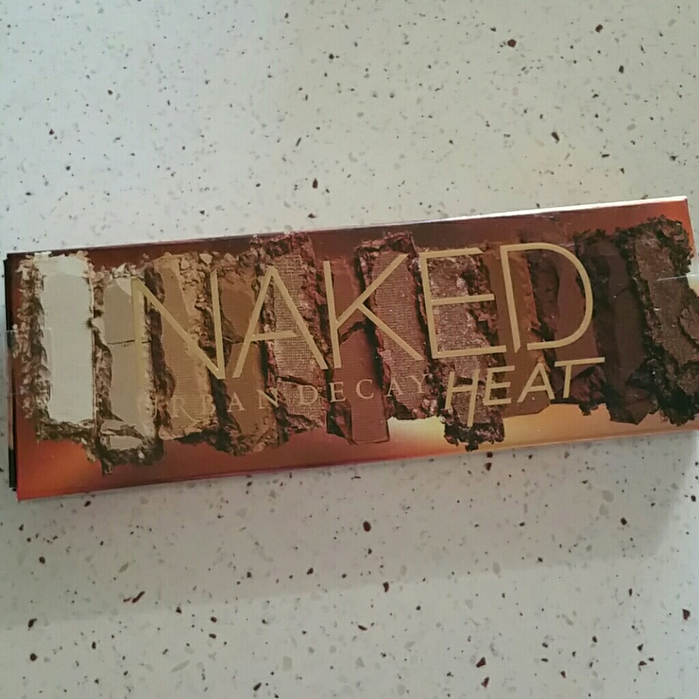 Makeup palette Naked Heat